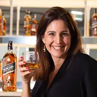 Foto de perfil de PAULA LINDENBERG